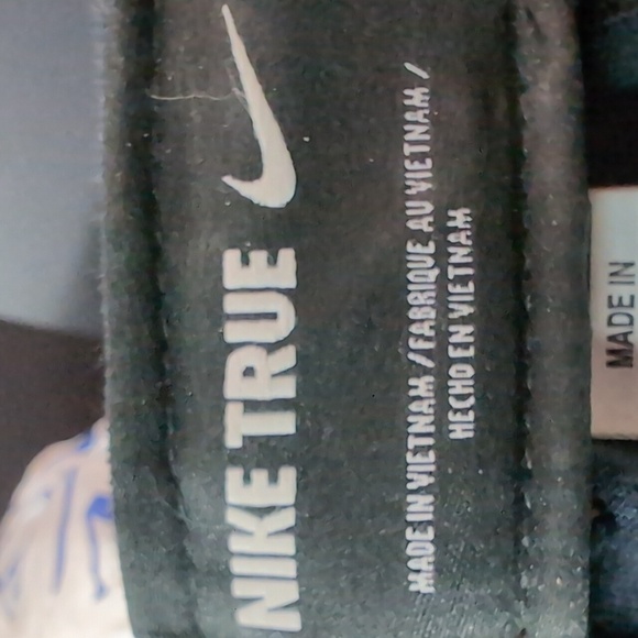 Nike True Swoosh Logo,Men's Tech Pack Black  Snapback Hat. - Picture 8 of 9